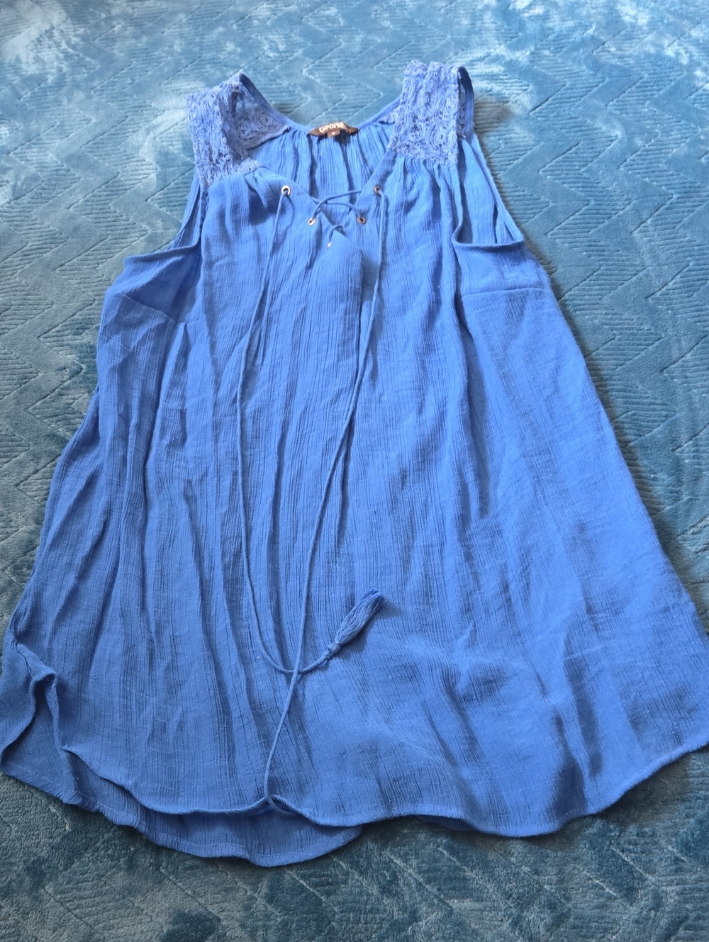 4/$20 George Blue Sleeveless Lace-Yoke Tunic Top